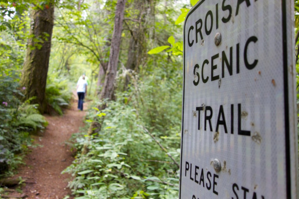 Croisan Scenic Trail, hiking route in Salem, Oregon | Intentional Travelers