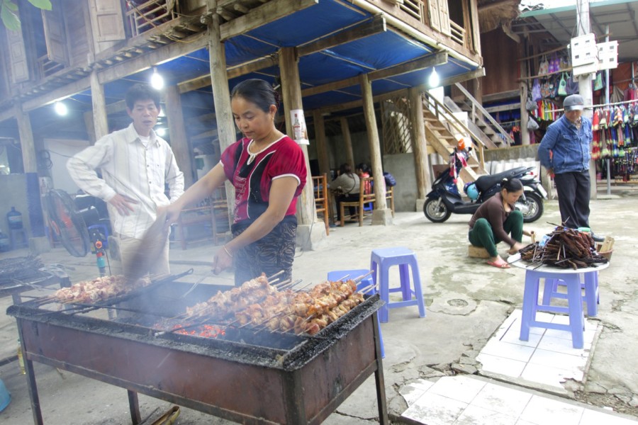 Budget Travel in Mai Châu, Vietnam | Intentional Travelers
