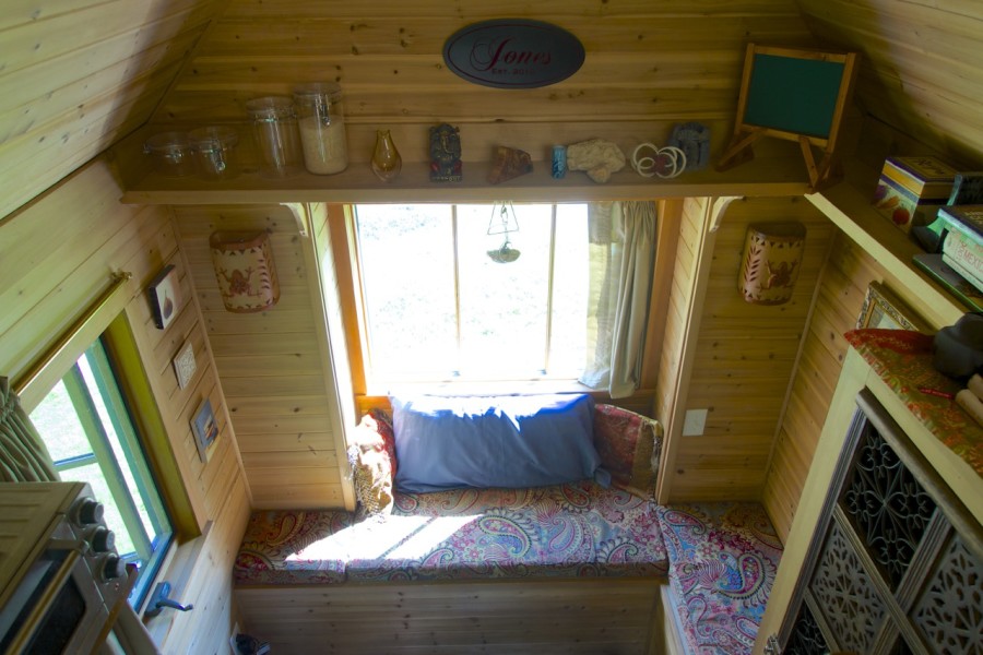 Our Tiny House Sit: Trying Tiny On For Size | Intentional Travelers