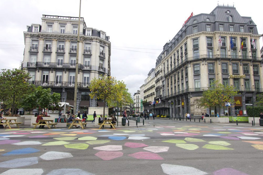 Place de la Bourse | Self-Guided Walking Tour of Brussels, Belgium | Intentional Travelers