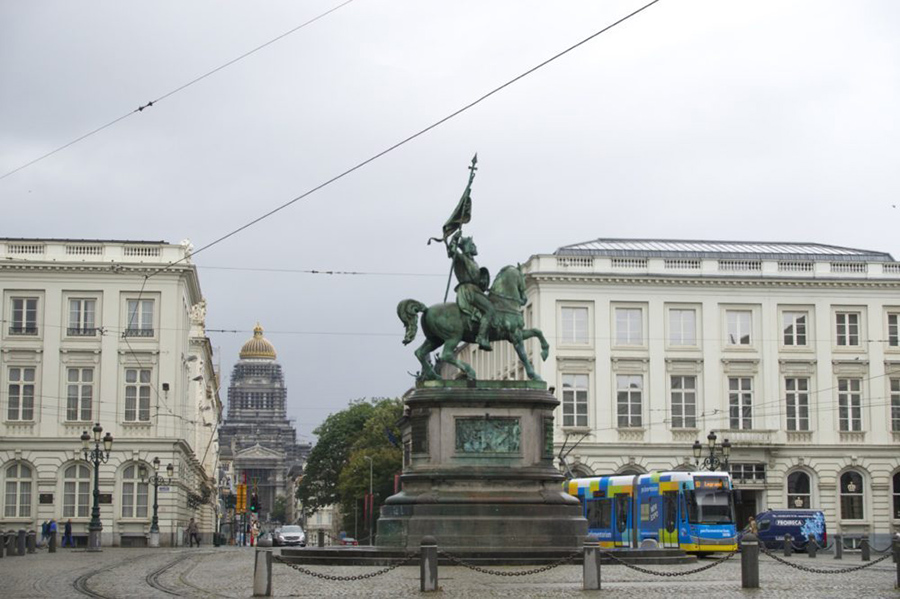 Royal Place | Self-Guided Walking Tour of Brussels, Belgium | Intentional Travelers