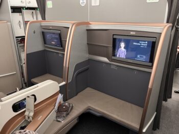 Singapore Airlines Business Class Review: A350-900 Long Haul Seattle to ...