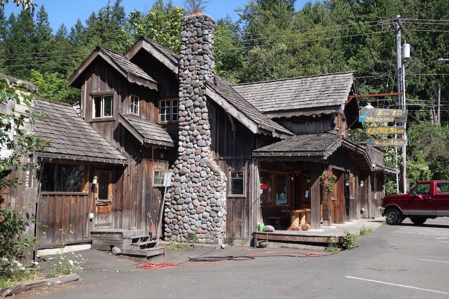 Zig Zag Mountain Cafe in Welches, Oregon, one of the road trip stops on a scenic drive to Central Oregon