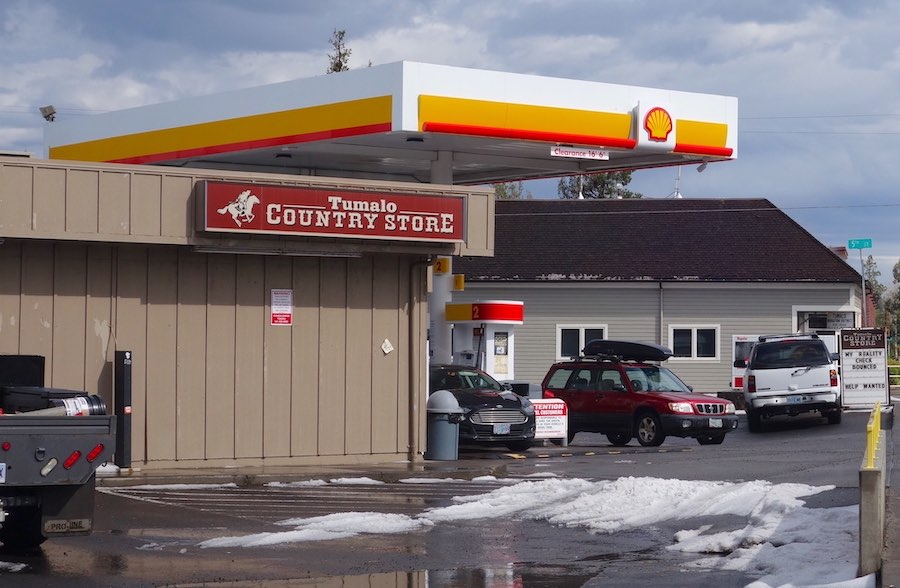 Tumalo Country Store - Guide to Tumalo Oregon